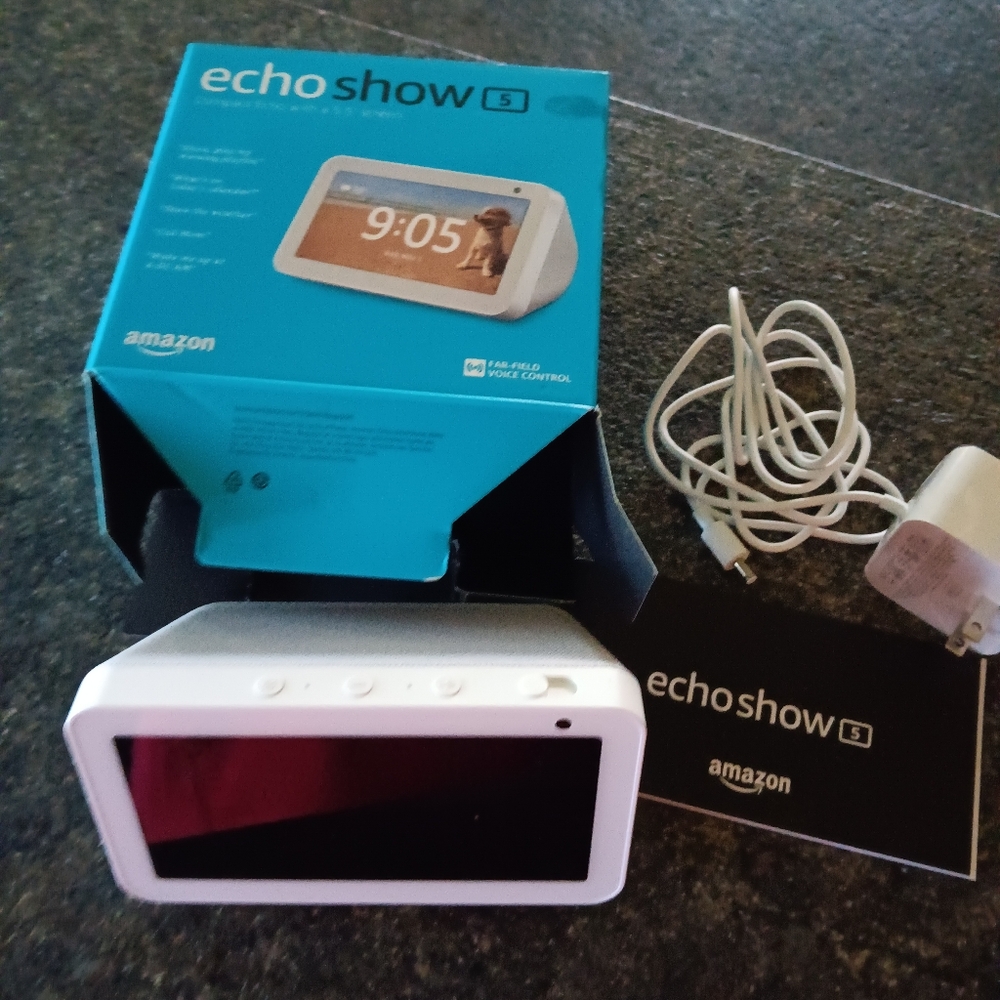 Echo show 5 white